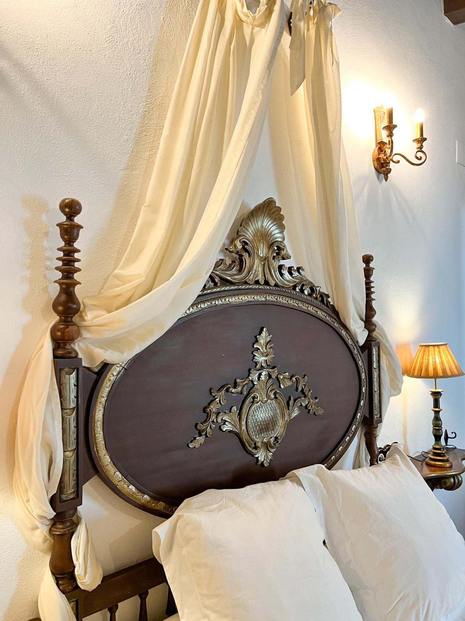 Hostal Servilia Carmona  Exteriör bild